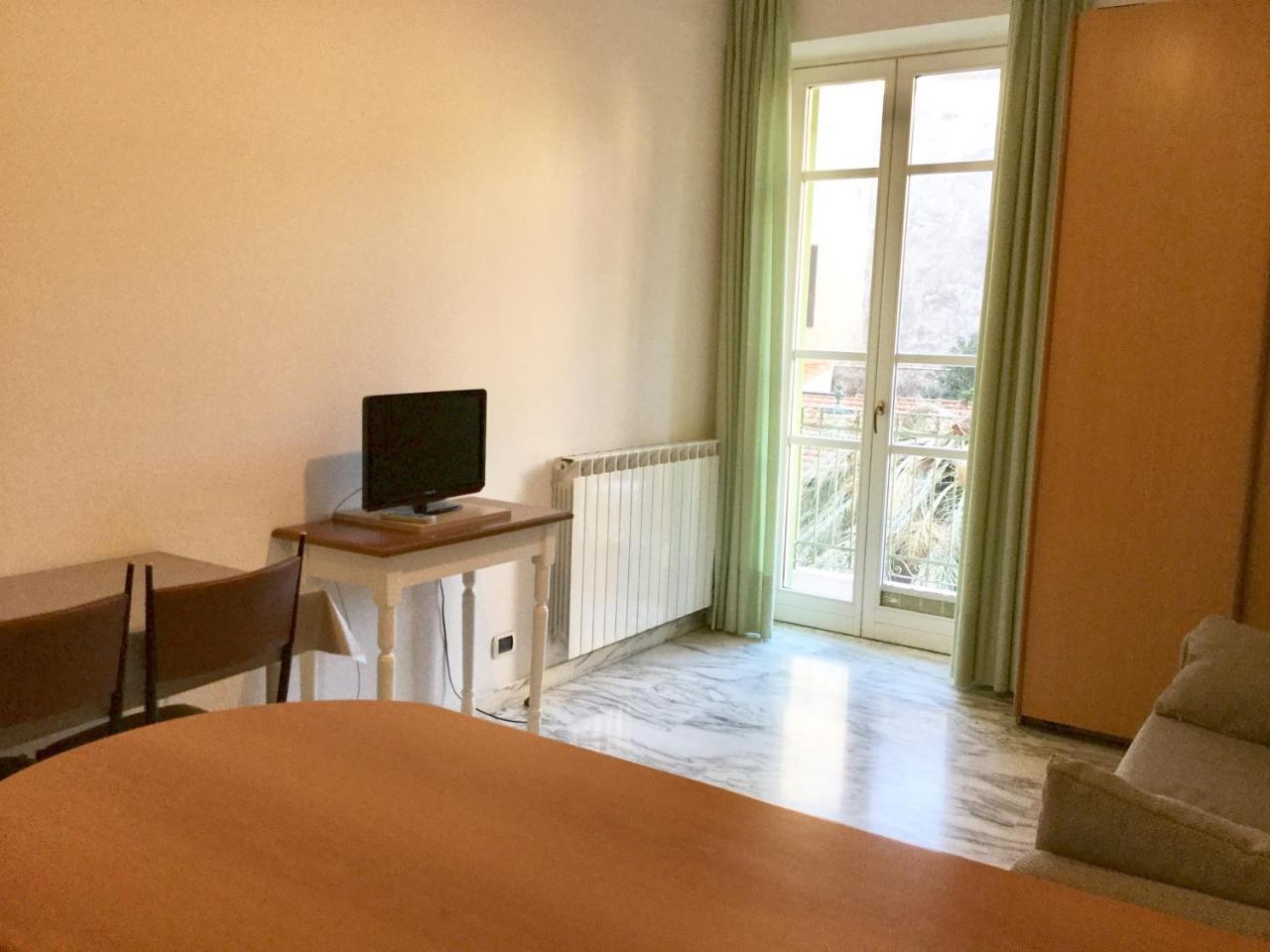 La Villetta Appartamenti Per Vacanze Finale Ligure Exterior photo